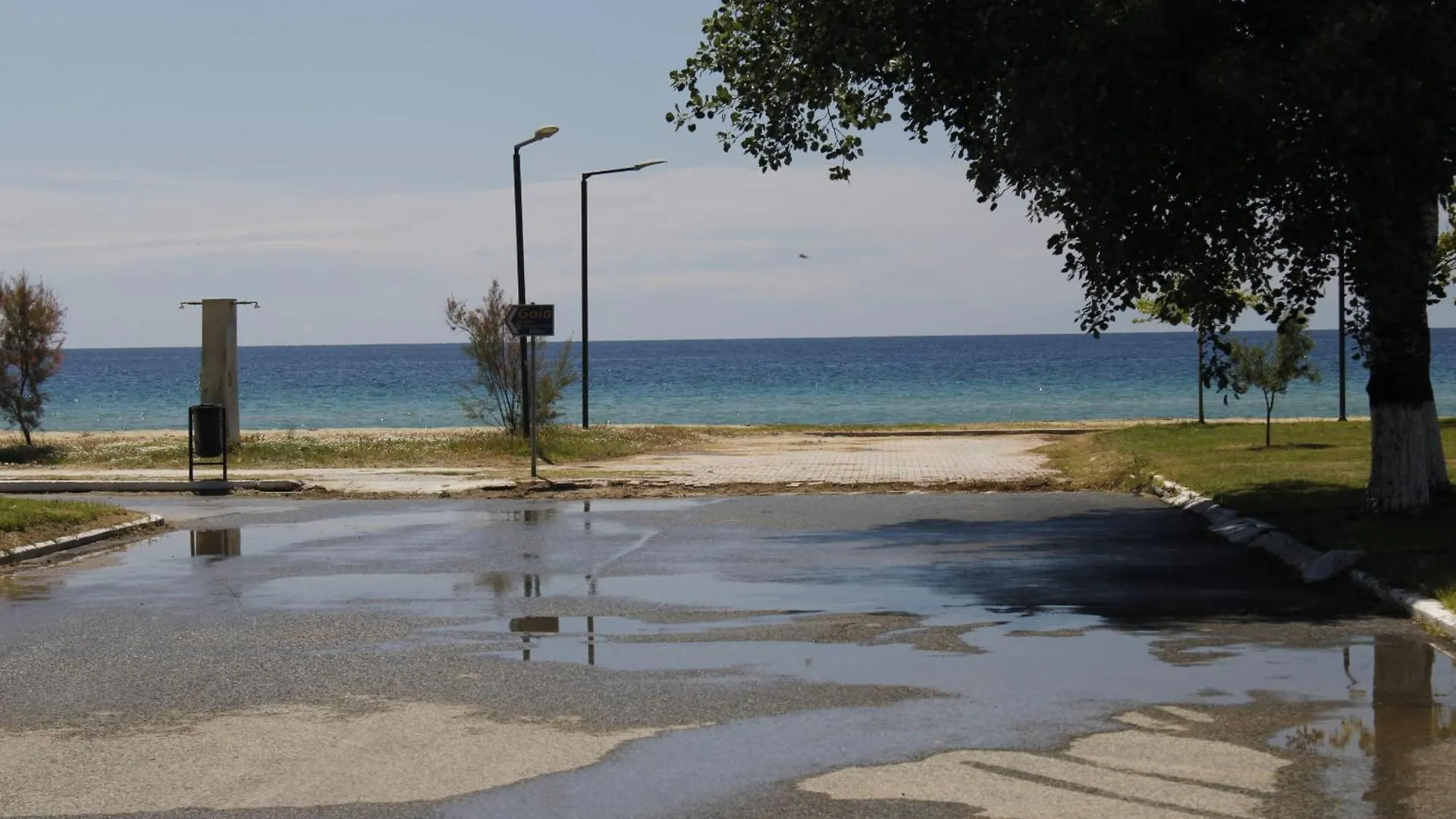 Studio To Rent In Front Of The Amazing Sea Nea Plagia Apartmán