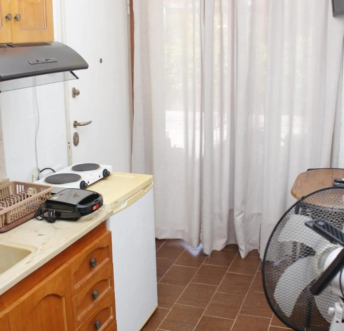 Studio To Rent In Front Of The Amazing Sea Nea Plagia Apartmán